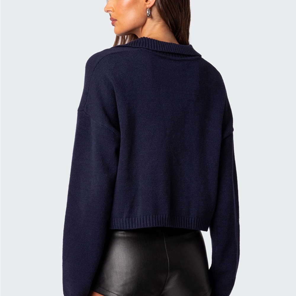 Edikted Marcie Oversized Cropped Sweater in Navy Size Small NWT - Picture 3 of 4